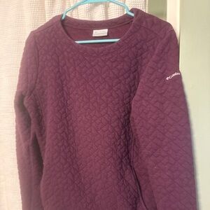 Women’s medium Columbia quilted comfy shirt